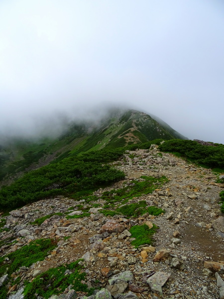 170811_along_senjo_ridge_fog_450